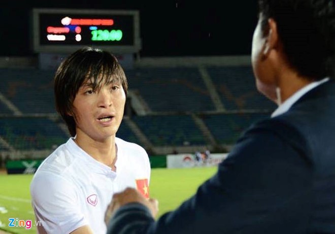 Tuấn Anh tất tả trở về Nhật Bản sau khi vô địch cùng ĐT Việt Nam - Ảnh 1.