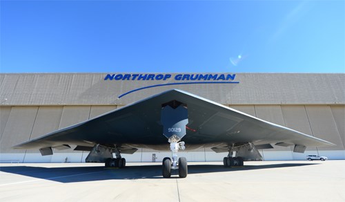 Northrop Grumman kiên quyết  giữ bí mật về giá thành máy bay ném bom B-21 - Ảnh 2.