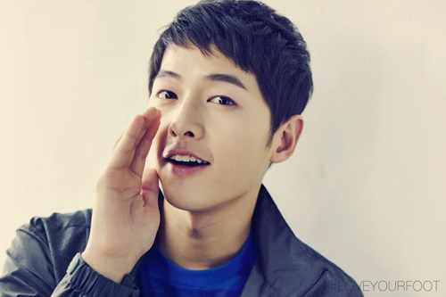 Công ty quản lý phủ nhận tin Song Joong Ki có bạn gái bí mật - Ảnh 1.