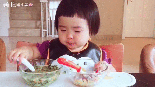 Em bé thánh ăn trở thành siêu sao trên mạng xã hội Trung Quốc - Ảnh 2.