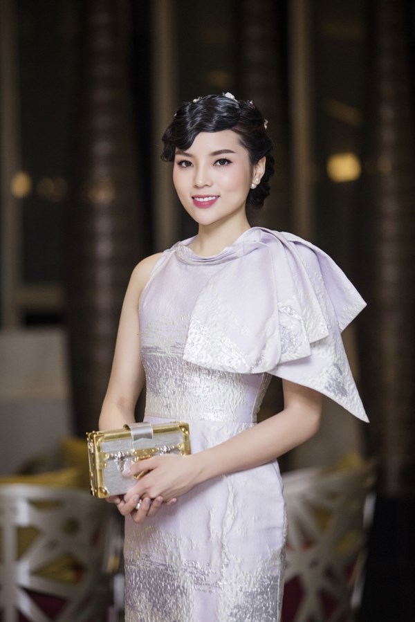 Kỳ Duyên - nàng Hoa hậu đen đủi nhất showbiz Việt - Ảnh 2.