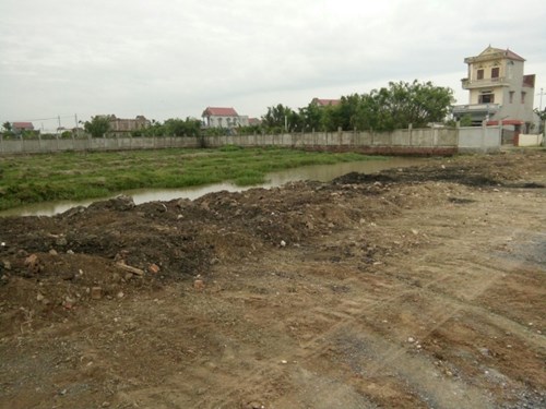 Lộ diện vụ chôn chất thải ở Nam Định - Ảnh 1.
