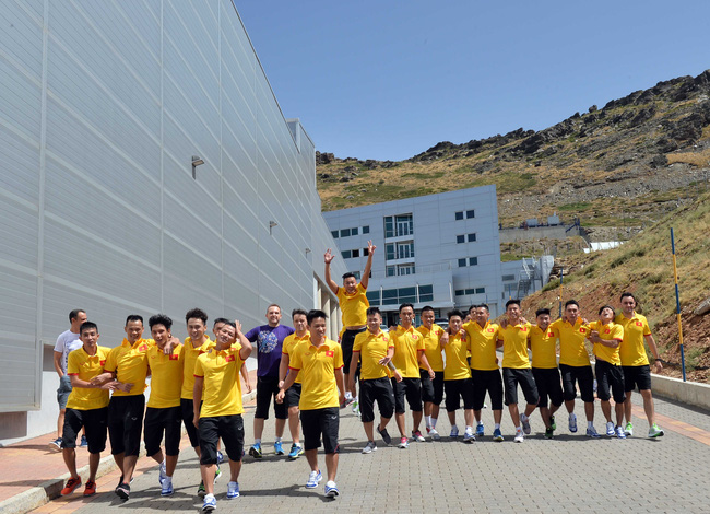 Ông bầu futsal Việt Nam hồi hộp chờ đợi thời khắc lịch sử ở đấu trường World Cup - Ảnh 2.