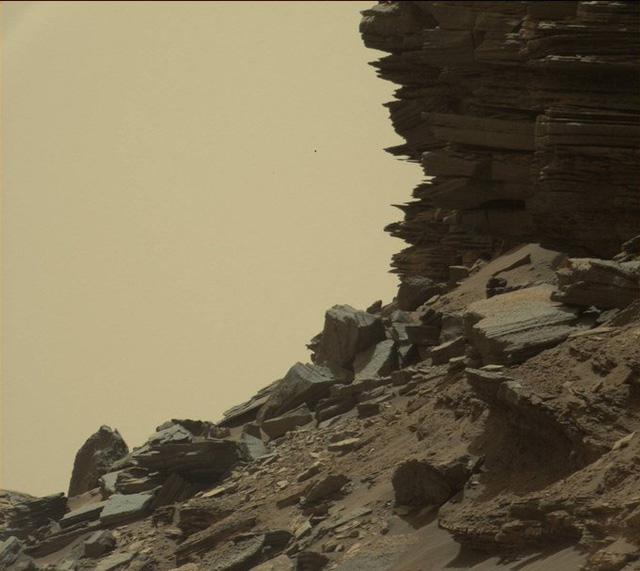 Cảm ơn Curiosity vì những bức ảnh không thể tuyệt vời hơn vừa được gửi về từ Sao Hỏa - Ảnh 1.