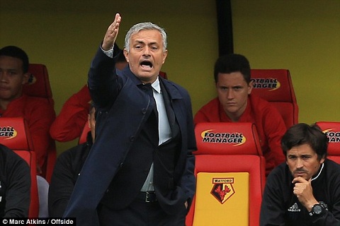 Loại Mata, chỉ trích Shaw, Mourinho đang mắc sai lầm lớn - Ảnh 2.