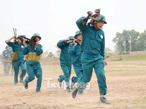 Mục kích đỏ trời hỏa lực phòng không ba thứ quân - Ảnh 3.