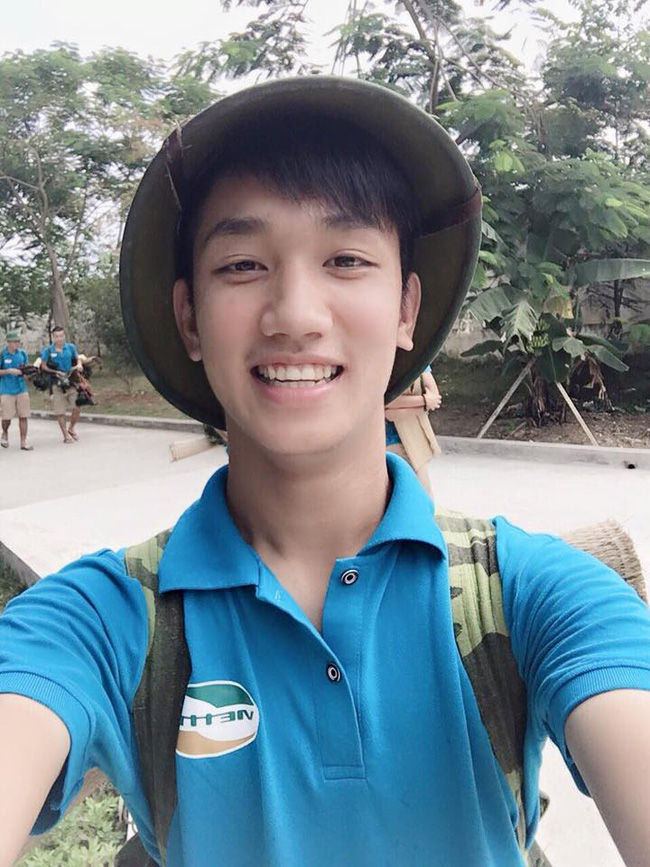 Cư dân mạng săn lùng đội trưởng hot boy của U19 Việt Nam - Ảnh 3.