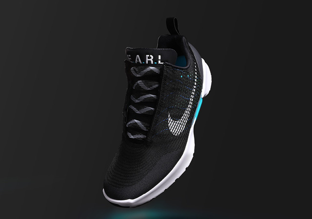 Nóng: Những hình ảnh đập hộp đầu tiên về đôi giày tự thắt dây Nike HyperAdapt 1.0 - Ảnh 3.