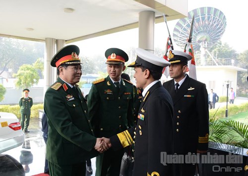 Đoàn cán bộ quân sự cấp cao Việt Nam tiếp tục chuyến thăm và làm việc tại Ấn Độ - Ảnh 2.