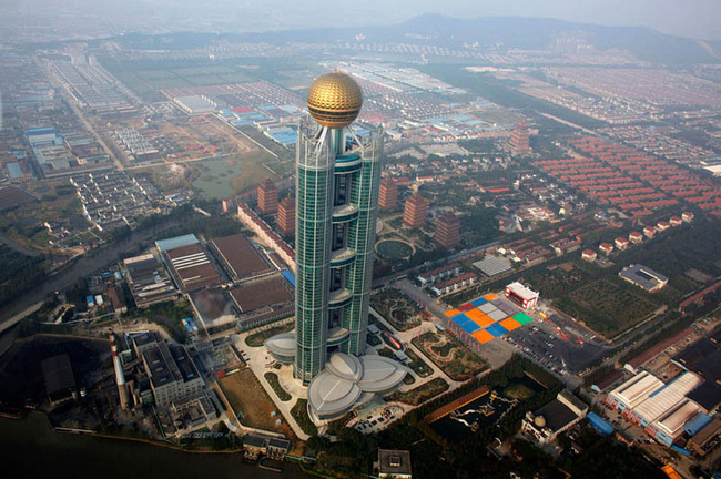 Mục sở thị ngôi làng hiện đại và giàu có nhất Trung Quốc - Ảnh 28.