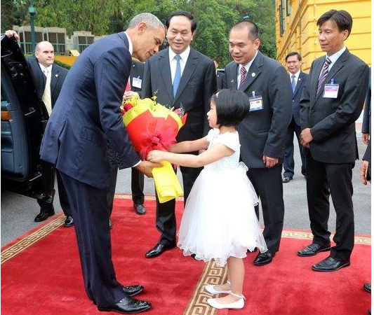 Những thương hiệu Việt ăn theo nhờ sự kiện ông Obama tới Việt Nam - Ảnh 3.