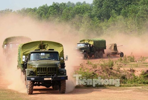 Mục kích đỏ trời hỏa lực phòng không ba thứ quân - Ảnh 4.