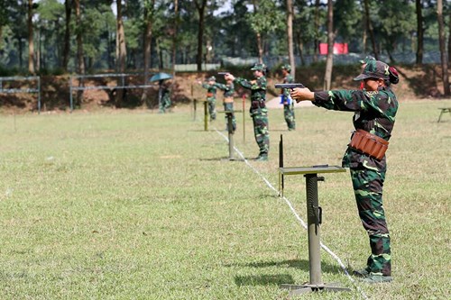 Súng ngắn, súng dài đua tài trong hội thao - Ảnh 4.