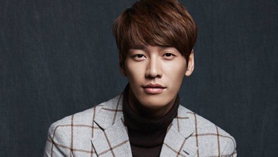 Huyền thoại biển xanh giúp Jun Ji Hyun và Lee Min Ho dẫn đầu danh sách các diễn viên Hot nhất tháng 11 - Ảnh 4.
