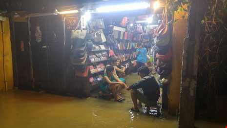 Quảng Nam: Thêm 1 người chết, 1.164 nhà bị ngập nước - Ảnh 4.