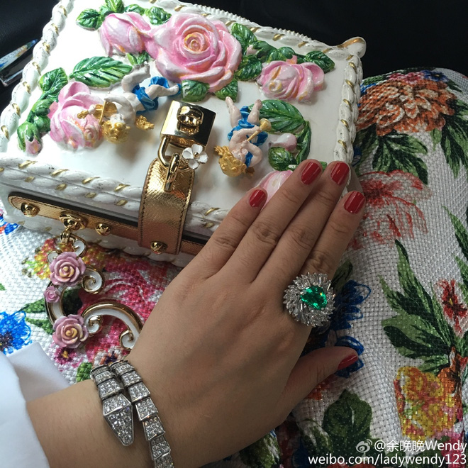 Cuộc sống xa hoa của c&ocirc; tiểu thư nh&agrave; gi&agrave;u Trung Quốc lu&ocirc;n mơ ước được l&agrave;m qu&yacute; tộc Anh - Ảnh 30.