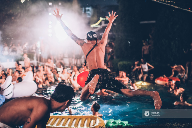 Pool party cuối tuần - Con gái Hà Nội, khi muốn sexy thì cũng sexy hết cỡ! - Ảnh 30.