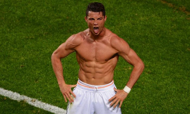 7 lý do Ronaldo xuất sắc hơn đại kình địch Messi - Ảnh 4.