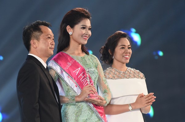 Tân Hoa hậu mong muốn được đi thi quốc tế - Ảnh 3.