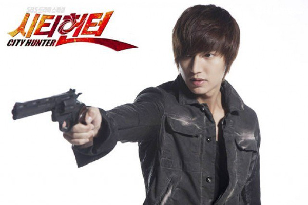 Thế vai Lee Min Ho, Huỳnh Hiểu Minh chính thức làm “thợ săn” - Ảnh 5.