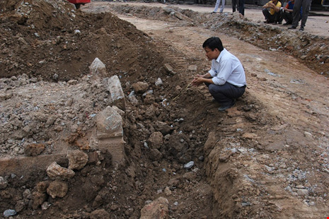 Cận cảnh mộ cổ được phát hiện trong bưu điện Phú Thọ - Ảnh 5.