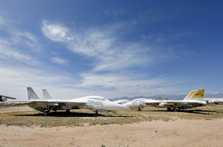 Loạt ảnh tuyệt đẹp cận cảnh nghĩa địa máy bay lớn nhất thế giới - Ảnh 4.
