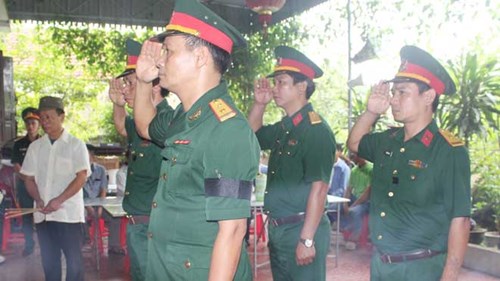 Tiễn biệt người lính công binh quả cảm - Ảnh 4.