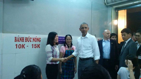 Tổng hợp những hình ảnh bình dị của Tổng thống Obama - Ảnh 2.