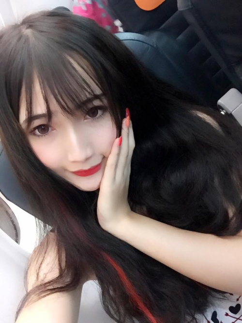 Ngọc Trinh và hành trình từ chàng trai giả gái đến hotgirl xinh đẹp - Ảnh 6.