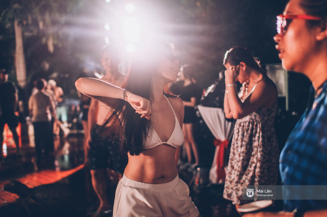 Pool party cuối tuần - Con gái Hà Nội, khi muốn sexy thì cũng sexy hết cỡ! - Ảnh 6.