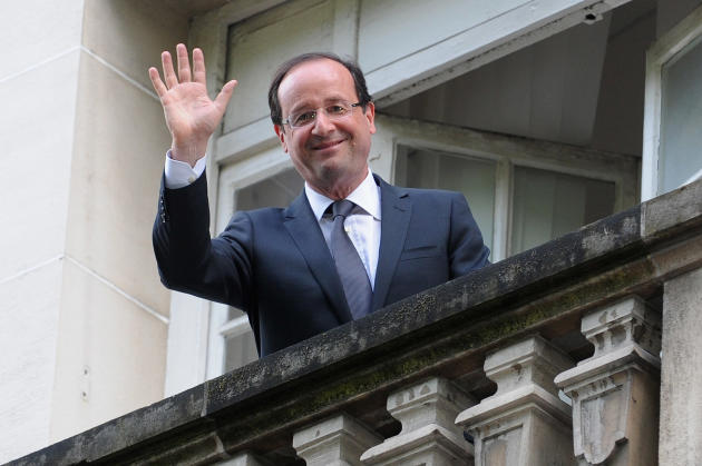 Kim trùm kín mặt ôm con trở về nhà, Tổng thống Pháp cũng tham gia điều tra vụ cô bị cướp - Ảnh 6.