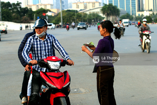 Dân phe tung chiêu đẩy giá vé xem đội tuyển Việt Nam lên 2,5 triệu đồng - Ảnh 7.