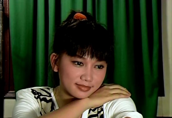 Vẻ đẹp bốc lửa của diễn viên Kim Khánh 20 năm trước - Ảnh 9.