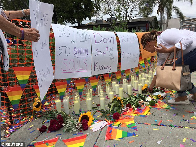 Cộng đồng LGBT lên tiếng sau vụ xả súng kinh hoàng làm 50 người chết tại Mỹ - Ảnh 8.