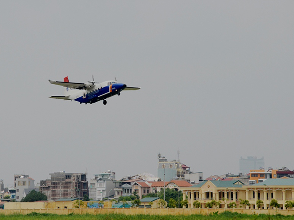 Sư đoàn 371 và Lữ đoàn 918 tổ chức thành công ban bay cán bộ trên máy bay Su-30MK2 và Casa-212 - Ảnh 9.