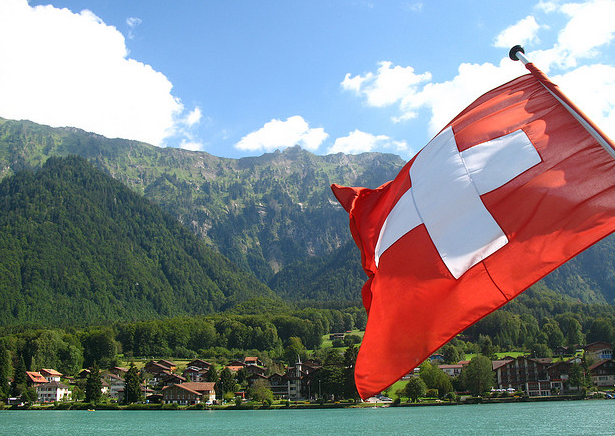 Thụy Sĩ là đất nước kỳ lạ hơn bạn tưởng nhiều, đây là 10 ví dụ cụ thể - Ảnh 10.