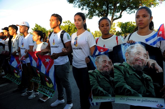 Hình ảnh lễ an táng tro cốt của lãnh tụ Cuba Fidel Castro Ruz  - Ảnh 10.