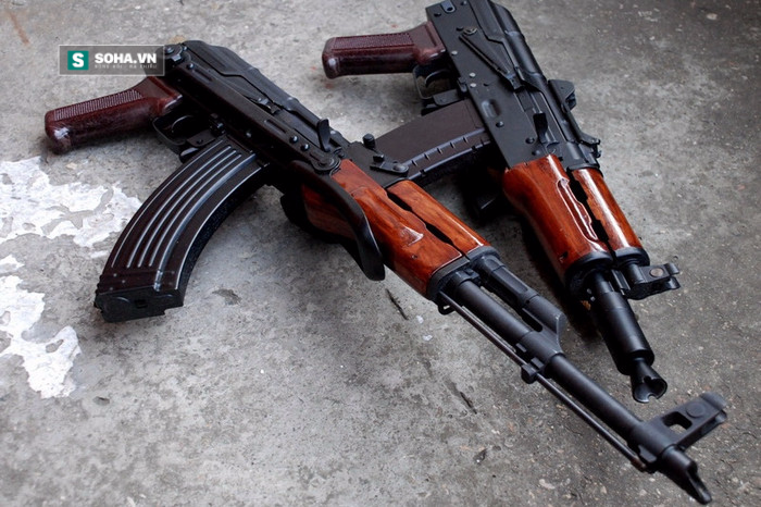 Ukraine xử lý thế nào khi một thùng rượu vodka mua được súng AK? - Ảnh 1.