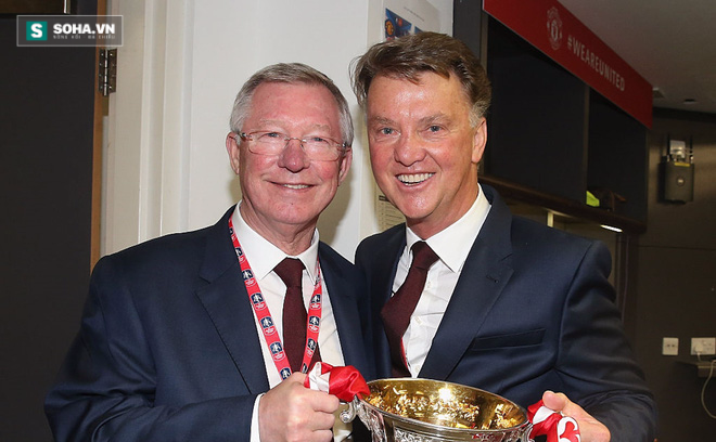 Man United hóa tầm thường khi sa thải Van Gaal - Ảnh 1.