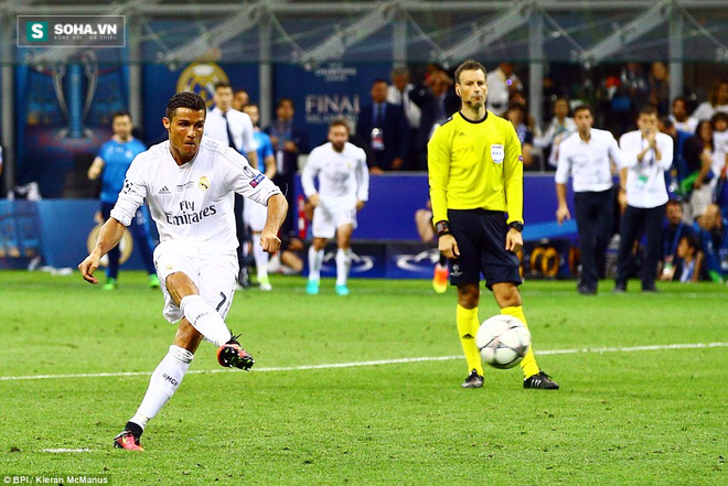 Ronaldo ngạo mạn sau chiến tích lẫy lừng - Ảnh 3.