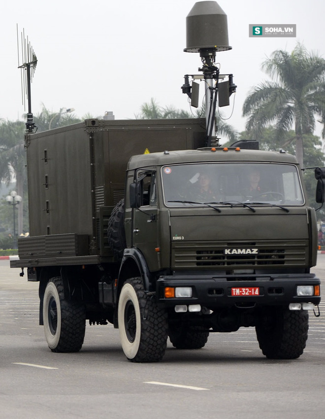 Trumpeter 01034 135 Mô Hình Xe Tải Quân Sự Russian Kamaz 4310 Truck