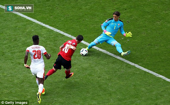 Albania 0-1 Thụy Sỹ: Kẻ mạnh may mắn, kẻ yếu kiên cường - Ảnh 6.