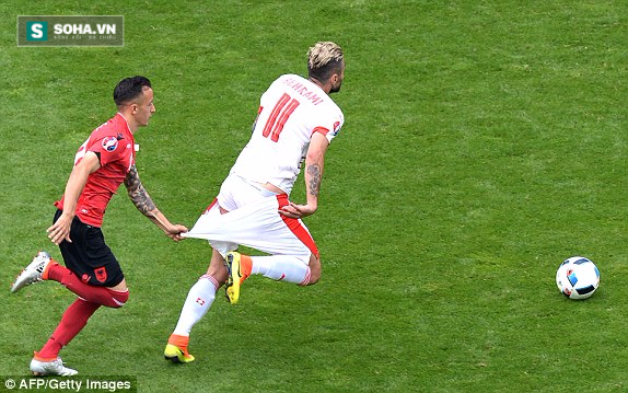 Albania 0-1 Thụy Sỹ: Kẻ mạnh may mắn, kẻ yếu kiên cường - Ảnh 11.