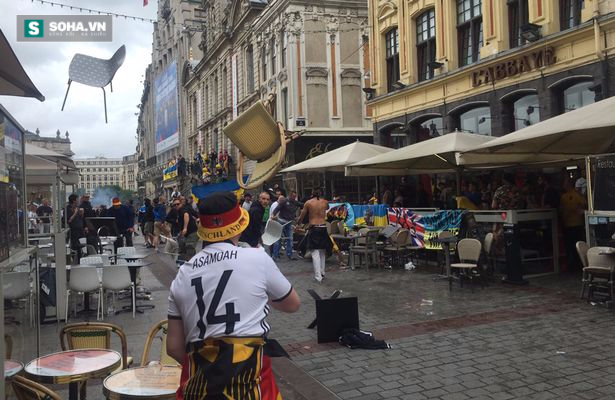 Fan Đức và Ukraine biến đường phố Pháp thành chiến trường - Ảnh 1.