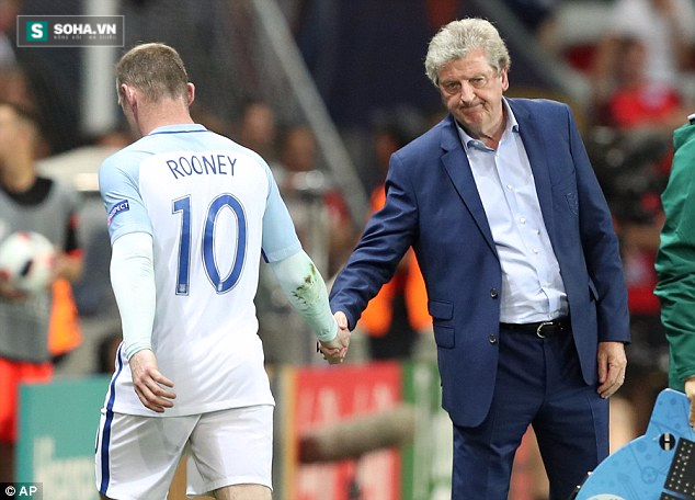 Anh thua sốc, HLV Roy Hodgson ra quyết định không thể khác - Ảnh 2.