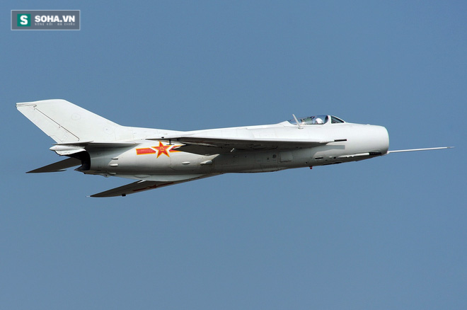 Video cực hiếm về tiêm kích J-6 Trung Quốc trong biên chế KQVN - Ảnh 1.