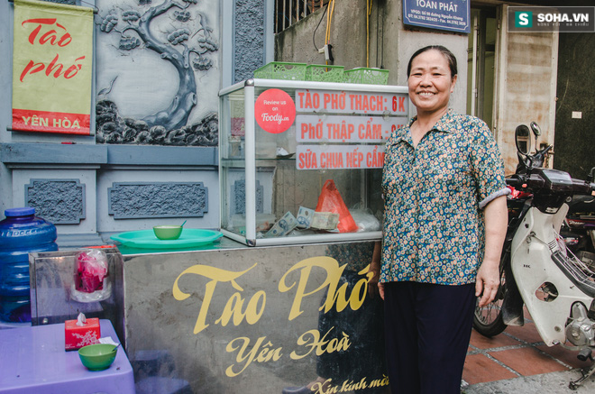 Quán tào phớ 20 năm mà thế hệ học trò trường Yên Hòa nào cũng nhớ - Ảnh 1.