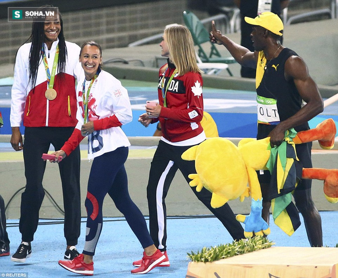 Usain Bolt làm nên lịch sử với tấm HCV 100m tại Olympic Rio - Ảnh 8.