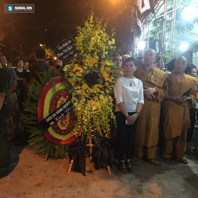 Tổ chức tang lễ Bí thư và Chủ tịch HĐND Yên Bái theo nghi thức cấp cao - Ảnh 1.