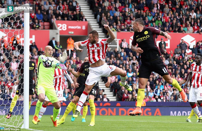 Đại thắng, Man City tiếm ngôi Man United - Ảnh 6.